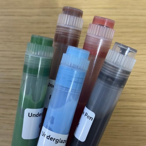 Marker pens underglazes اقلام ماركر اندرقليز