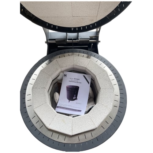 فرن فخار كبير