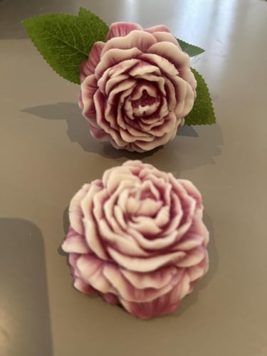 توزيعات ورد بالشمع