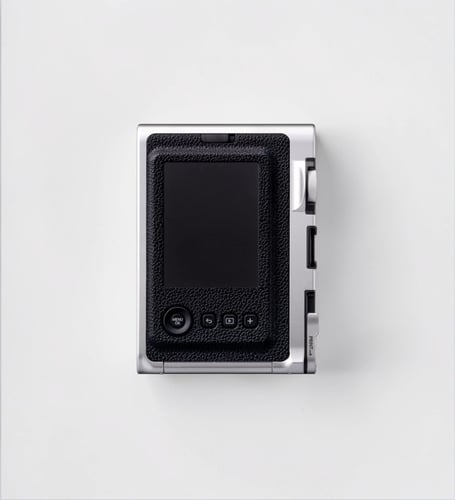 كاميرا Fujifilm Instax Mini Evo باللون الاسود