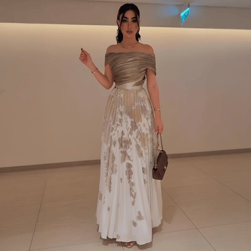 فستان سهره معدني مائل للذهبي