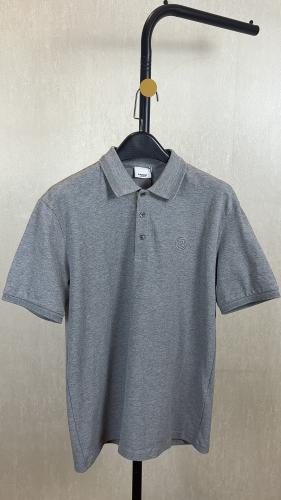 Burberry T-shirt - M