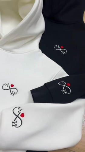 هود شتوي مع حرف من تحب لا ينتهي -متجر تفاصيل