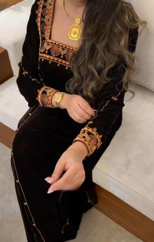 جلابية انيقة بتصميم جديد فاخر - متجر تفاصيل