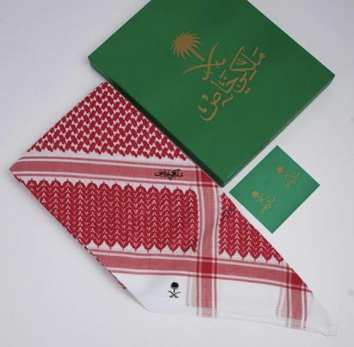 شماغ ملكي خاص احمر غامق - متجر تفاصيل