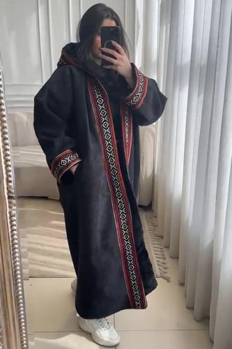 فروة شتوية مطرزه بسدو تراثي - متجر تفاصيل