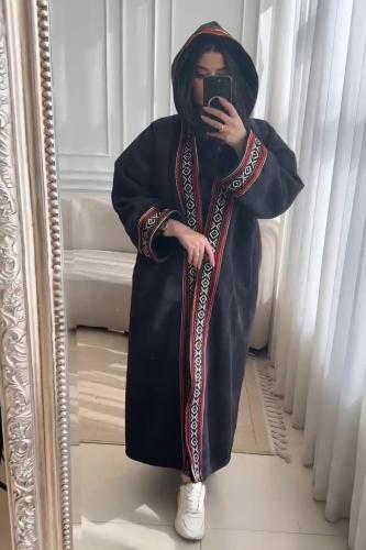 فروة شتوية مطرزه بسدو تراثي - متجر تفاصيل