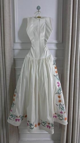 فستان العيد ناعم قطعتين لون بيج - متجر تفاصيل