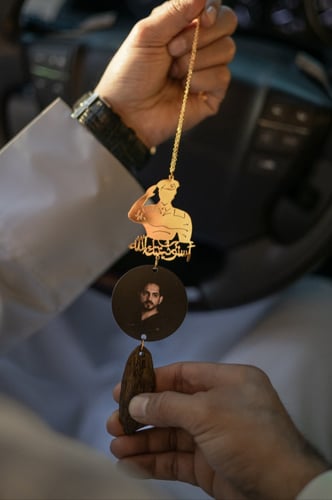 تعليقة سيارة عسكري مع الصوره وكسرة العود