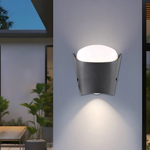 Wall-mounted outdoor lamp black yellow color 7w