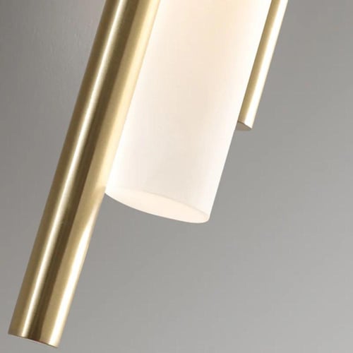 مصباح حائط ذهبي