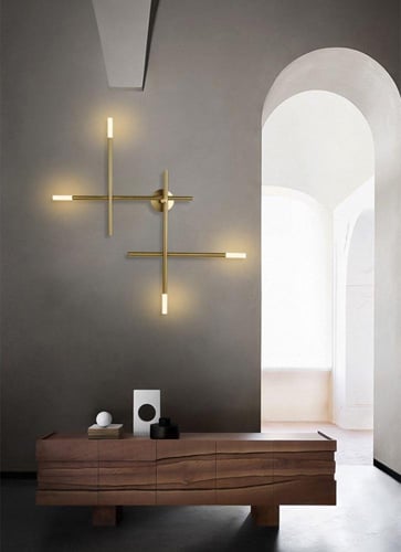 مصباح حائط عصري بخطوط متقاطعة ذهبية