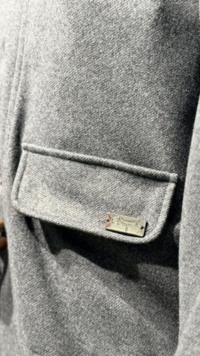 جاكيت جوخ ياقة زراير BQ1101