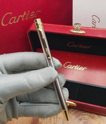 قلم حبر جاف من ماركة كارتير(Cartier)