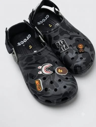 تميز عن الكل.. كروكس Crocs بتفاصيل كلاسيكية