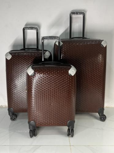 طقم شنط سفر للرجال الأعمال من ماركة جو بارد Goyard