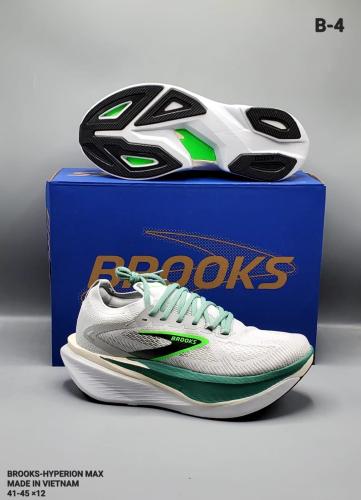 حذاء رجالي رياضي من ماركة بروكس (Brooks)موديل (Bro...