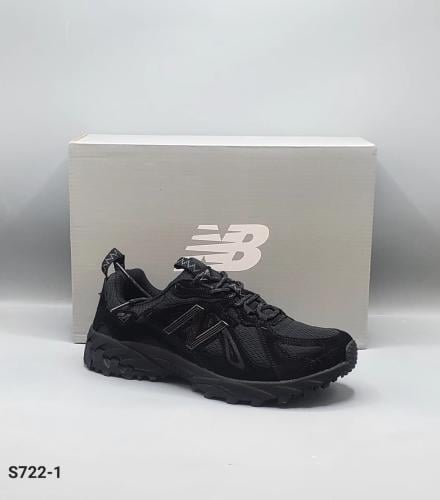 حذاء رياضي طراز New Balance 610T باللون الأسود.