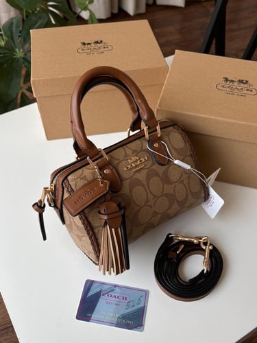 تشكيلة شنط كوتش النسائية الفاخرة – اختاري ستايلك