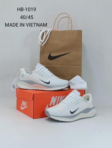 حذاء رجالي من ماركة نايكNike موديل Zoomax