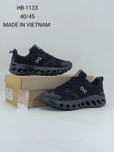 حذاء رجالي رياضي حصري من ماركة On Running Cloudven...