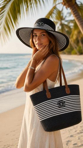 طقم نسائي فاخر (قبعة + شنطة) من ماركة شانيل Chanel