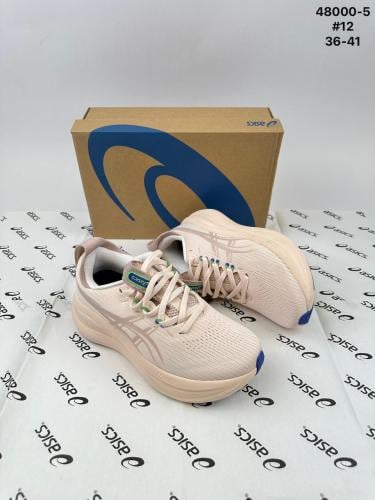 حذاء رياضي نسائي من ماركة اسكس ( ASICS GEL-NIMBUS...