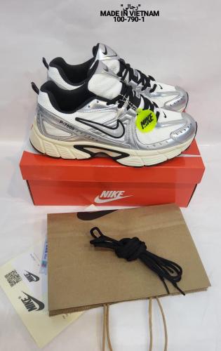 حذاء رجالي من ماركة نايك NIKE