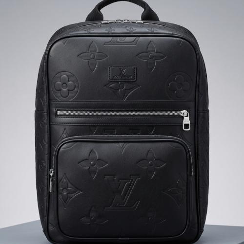 حقيبه ظهر من ماركة لويس فيتون(Louis Vuitton)