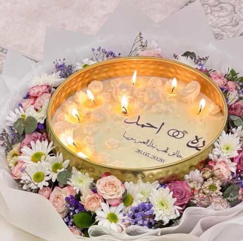 شمعة كبيره معطره مقاس ٣٠