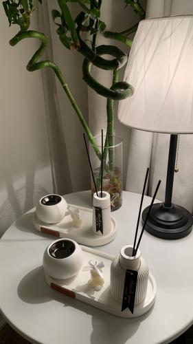 طقم هديه مبخره مع فازه مع دب شمعه صغيره او ورده ال...