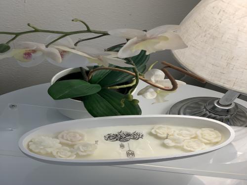 شمعة بيضاوي متوسط