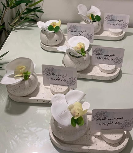 أطقم ضيافة رش نقاط اسود مع اكريلك اوكرت