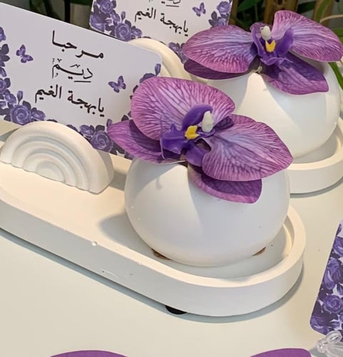 أطقم ضيافة رش نقاط اسود مع اكريلك اوكرت