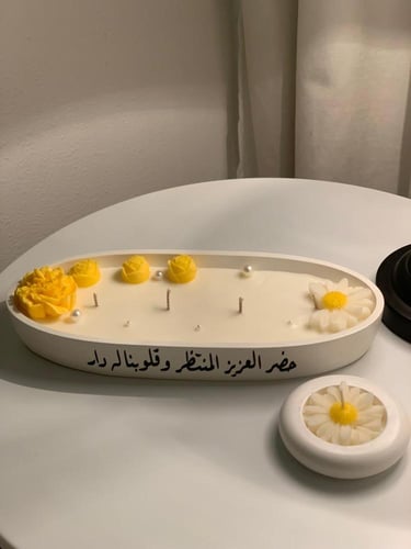 شمعة شكل بيضاوي