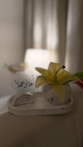 أطقم ضيافة رش نقاط اسود مع اكريلك اوكرت