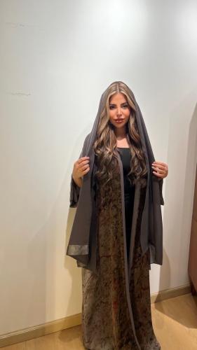 عباية شيفون دبل فيس رمادي و طرحة ليزر رمادي