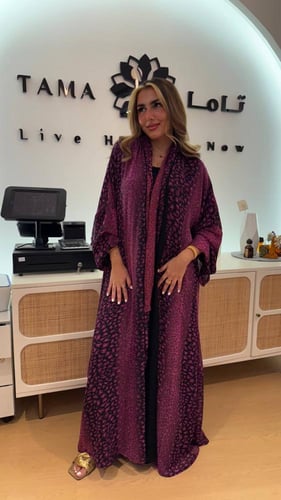 عباية فوشيا منقط شبفون دبل فيس