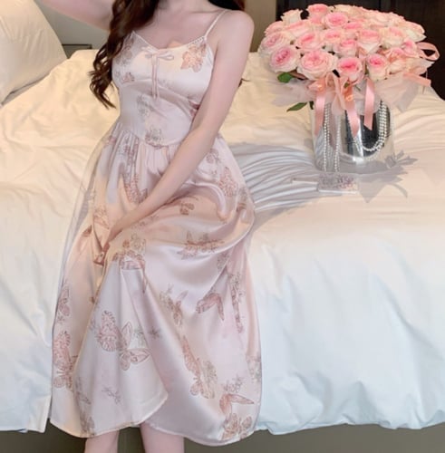 قميص الفيونكة الفرنسي بتصميم أنثوي وأنيق