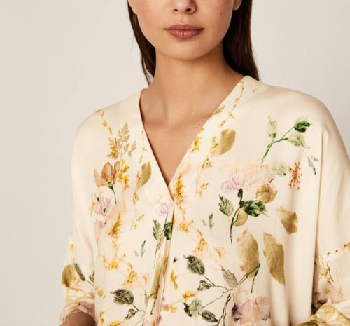 بيجاما الزهور الخريفية الأنيقة من قماش الفيسكوز ال...