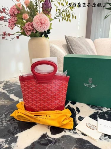 Goyard Beluga Mini Bag