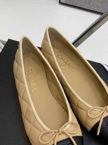 Chanel ballerina flat