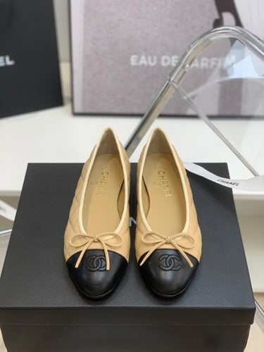 Chanel ballerina flat