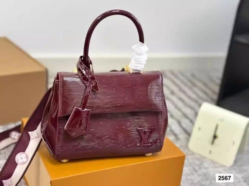 LV Cluni bag