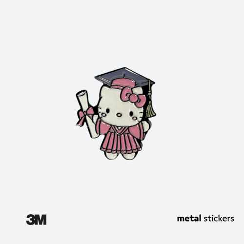 ملصق معدني هالو كيتي المتخرجة