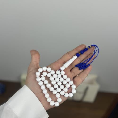 سبحة بكلايت ابيض كركوشة كحلي