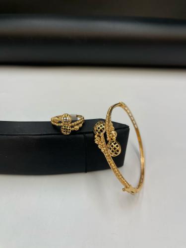 اسوارة مع خاتم ذهب صافي عيار21