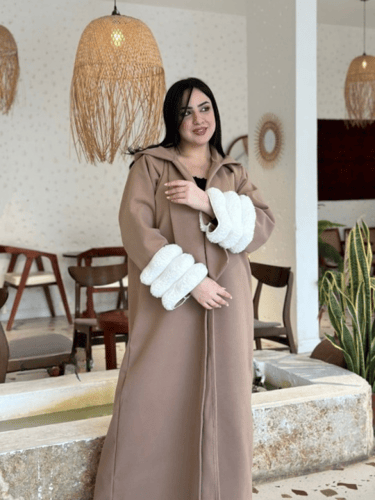 فروة نسائية شتوية جوخ فاخر مع فرو ناعم- متجر الريا...