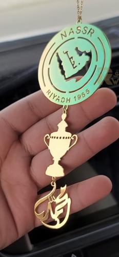 تعليقه سياره بشعار النصر