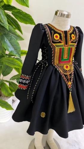 فستان تراث جنوبي يوم التأسيس